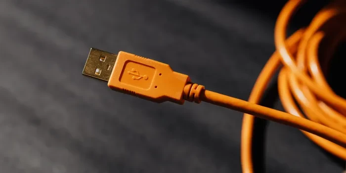 Beda USB 2.0 dan USB 3.0: Ini yang Perlu Kamu Ketahui